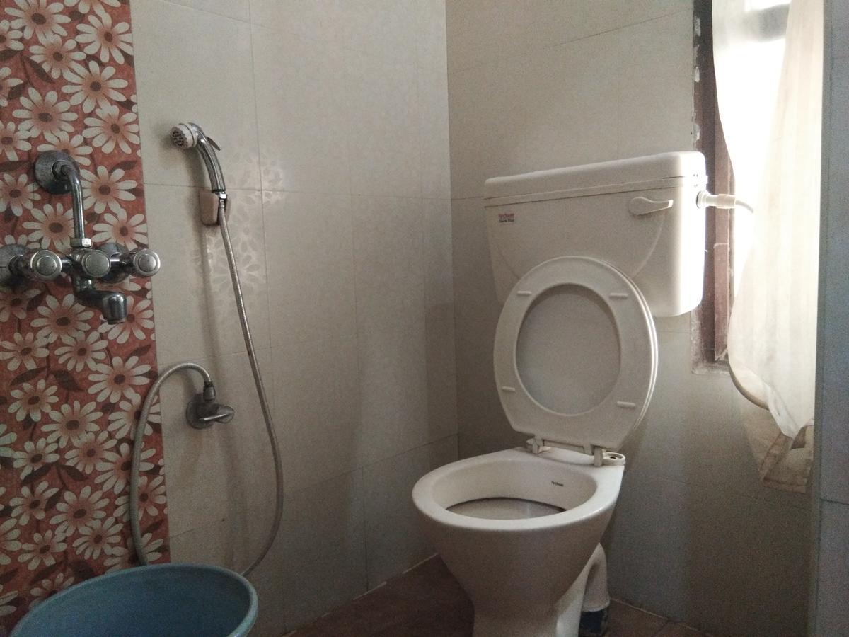 Hotel Adarsh Residency Тирупати Екстериор снимка