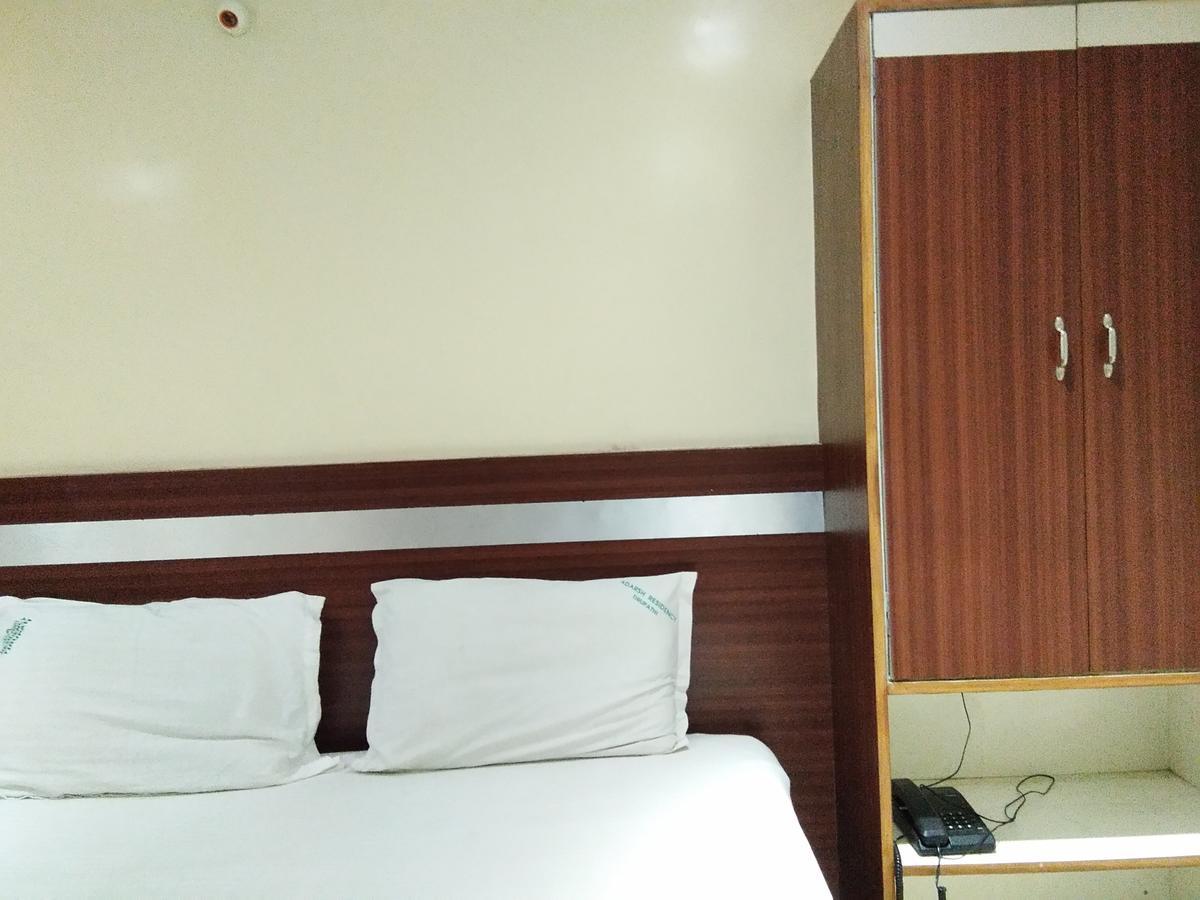 Hotel Adarsh Residency Тирупати Екстериор снимка